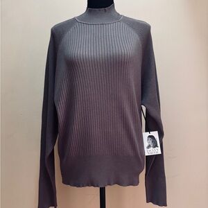 Jaclyn Smith Ribbed Knit Sweater in Chocolate